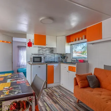 キャンプ場 Mobil La Lande *
